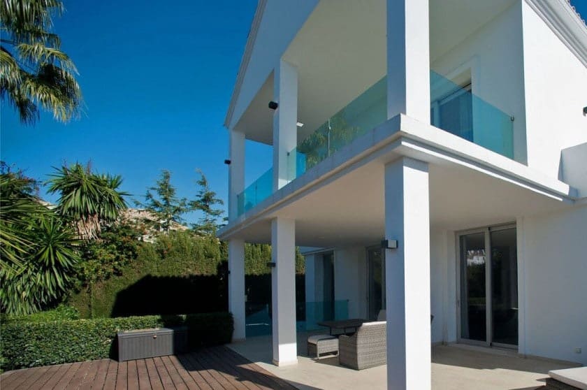 4 soveværelse Villa til salg i Marbella med swimmingpool garage - € 1.995.000 (Ref: 10065753)