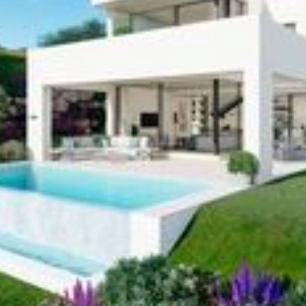 3 soveværelse Villa til salg i Estepona med swimmingpool garage - € 1.100.000 (Ref: 10065775)