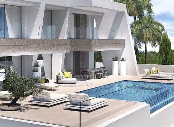 4 soveværelse Villa til salg i Estepona med swimmingpool garage - € 2.250.000 (Ref: 10065787)