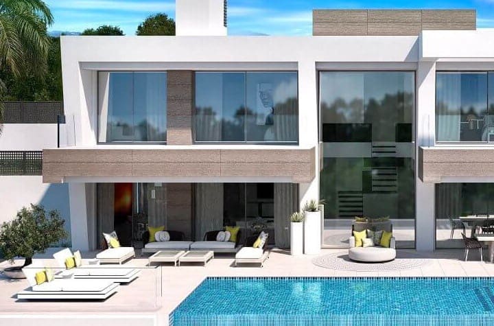 4 soveværelse Villa til salg i Estepona med swimmingpool garage - € 2.250.000 (Ref: 10065787)