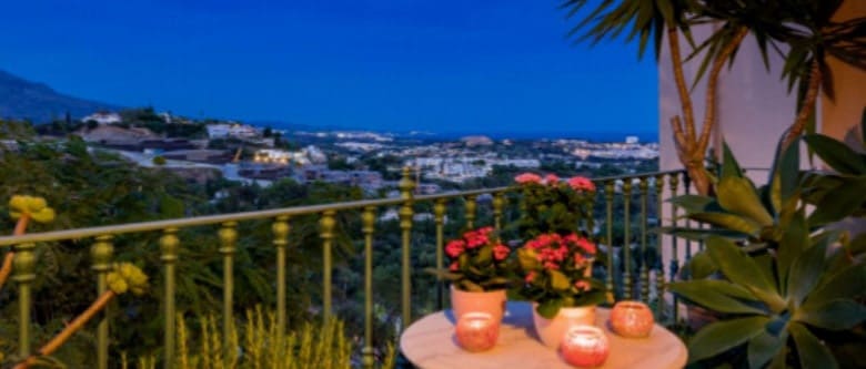 5 bedroom Penthouse for sale in Benahavis with pool garage - € 1,250,000 (Ref: 10065791)
