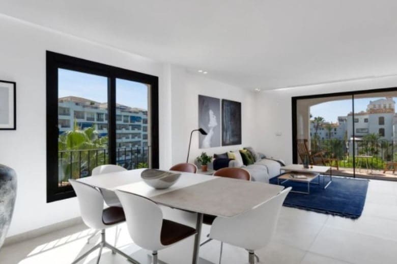 3 slaapkamer Appartement te koop in Puerto Banus met zwembad - € 695.000 (Ref: 10065793)