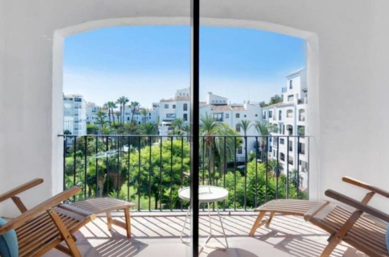 3 slaapkamer Appartement te koop in Puerto Banus met zwembad - € 695.000 (Ref: 10065793)
