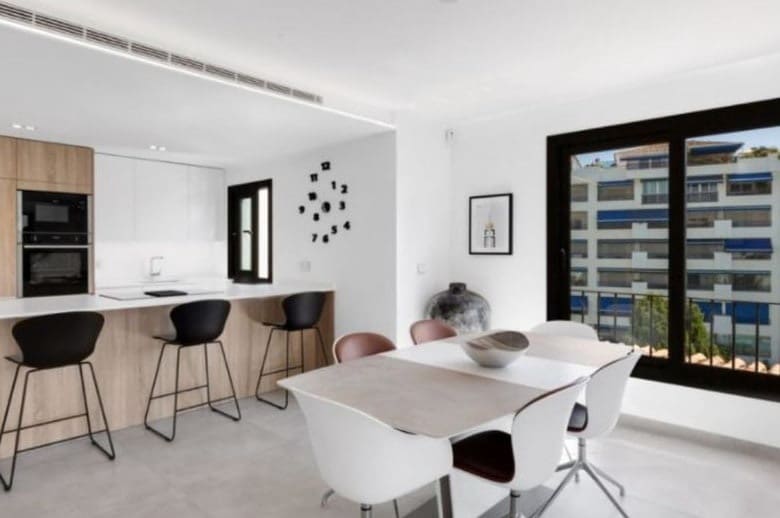3 slaapkamer Appartement te koop in Puerto Banus met zwembad - € 695.000 (Ref: 10065793)