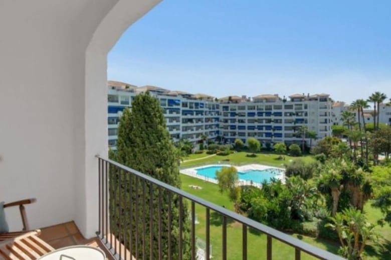 3 slaapkamer Appartement te koop in Puerto Banus met zwembad - € 695.000 (Ref: 10065793)