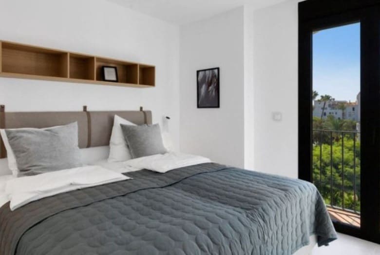 3 slaapkamer Appartement te koop in Puerto Banus met zwembad - € 695.000 (Ref: 10065793)