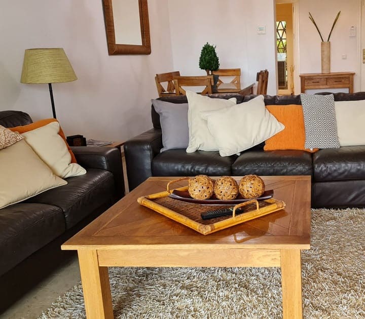 Apartamento de 2 habitaciones en Nueva Andalucia en venta con piscina garaje - 385.000 € (Ref: 10065794)