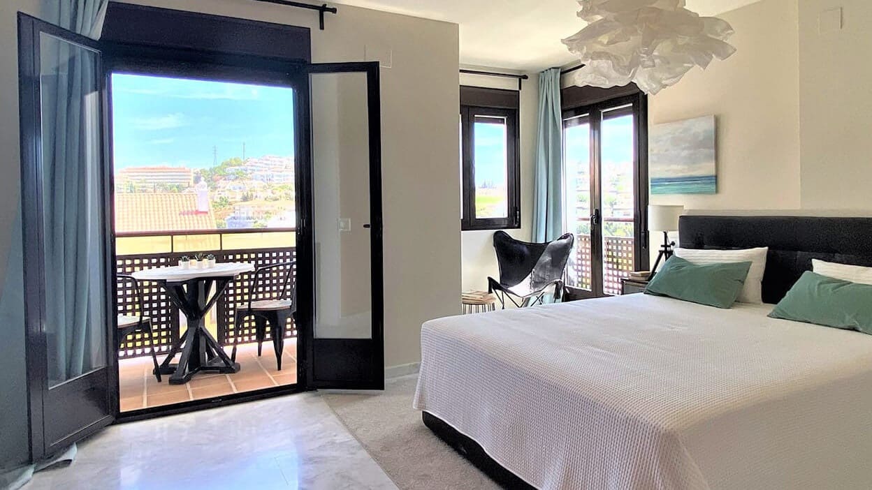 3 soverom Leilighet til salgs i La Cala de Mijas med svømmebasseng garasje - € 305 000 (Ref: 10065799)