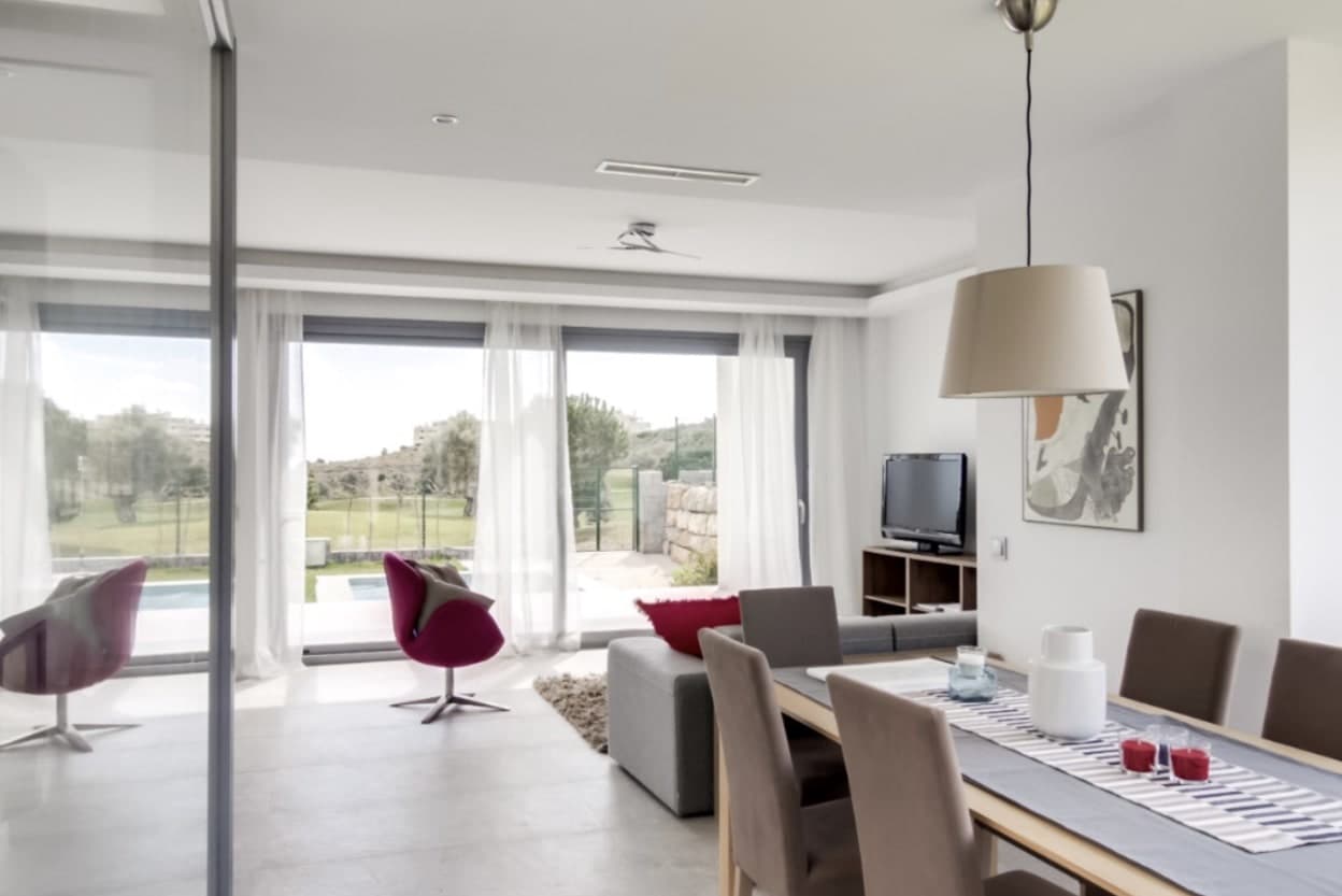 3 slaapkamer Villa te koop in Marbella met zwembad garage - € 850.000 (Ref: 10065802)