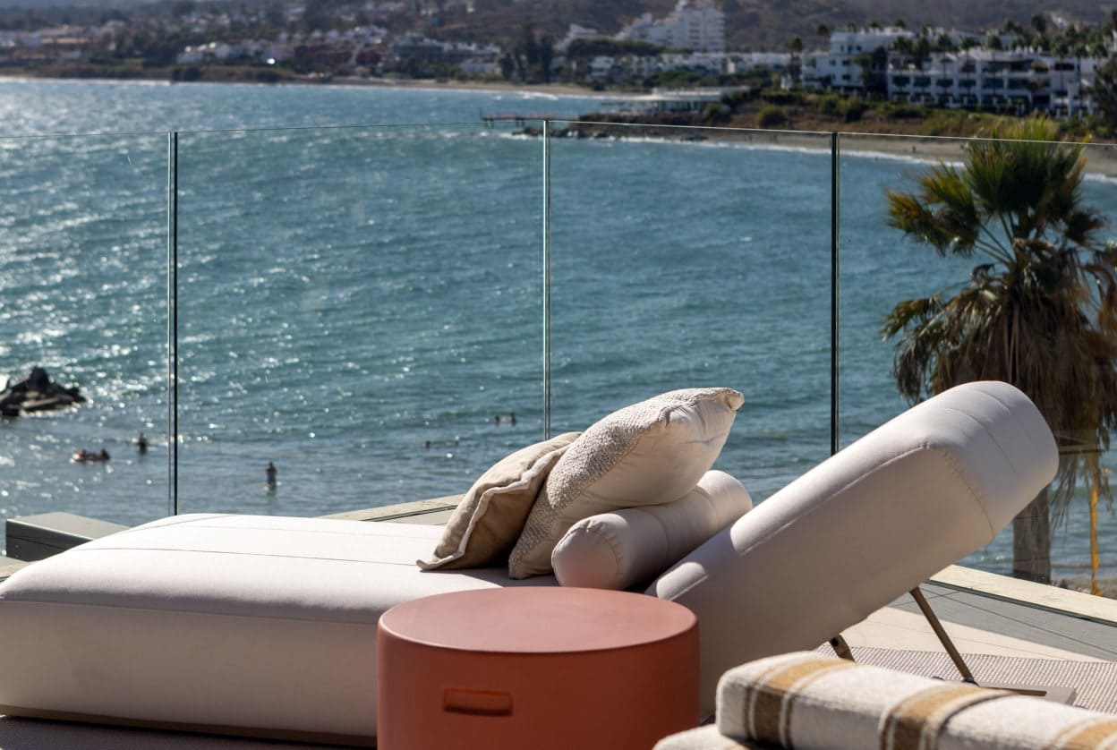 3 soverom Leilighet til salgs i Estepona med svømmebasseng garasje - € 1 785 000 (Ref: 10065804)