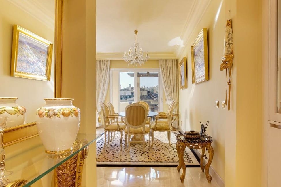 3 Zimmer Penthouse zu verkaufen in Marbella mit Pool Garage - 1.750.000 € (Ref: 10065832)