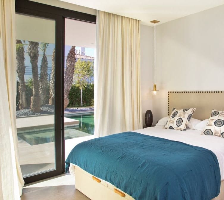 Chalet de 4 habitaciones en Guadalmina en venta con piscina garaje - 3.200.000 € (Ref: 10065839)