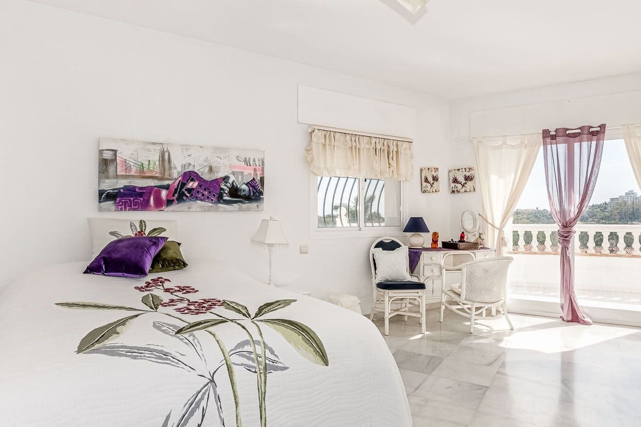 7 slaapkamer Villa te koop in Marbella met zwembad garage - € 1.990.000 (Ref: 10065871)