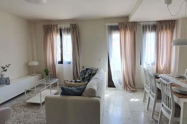 3 sovrum Lägenhet till salu i Marbella med pool garage - 305 000 € (Ref: 10065874)