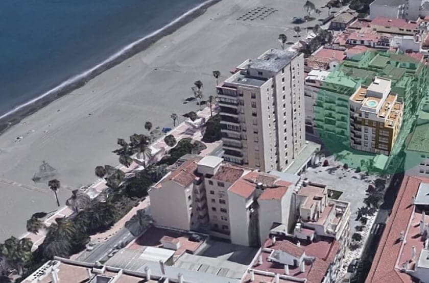 Apartamento de 2 habitaciones en Estepona en venta con piscina garaje - 290.000 € (Ref: 10065889)
