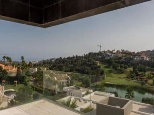 5 slaapkamer Villa te koop in Marbella met zwembad garage - € 3.595.000 (Ref: 10065896)