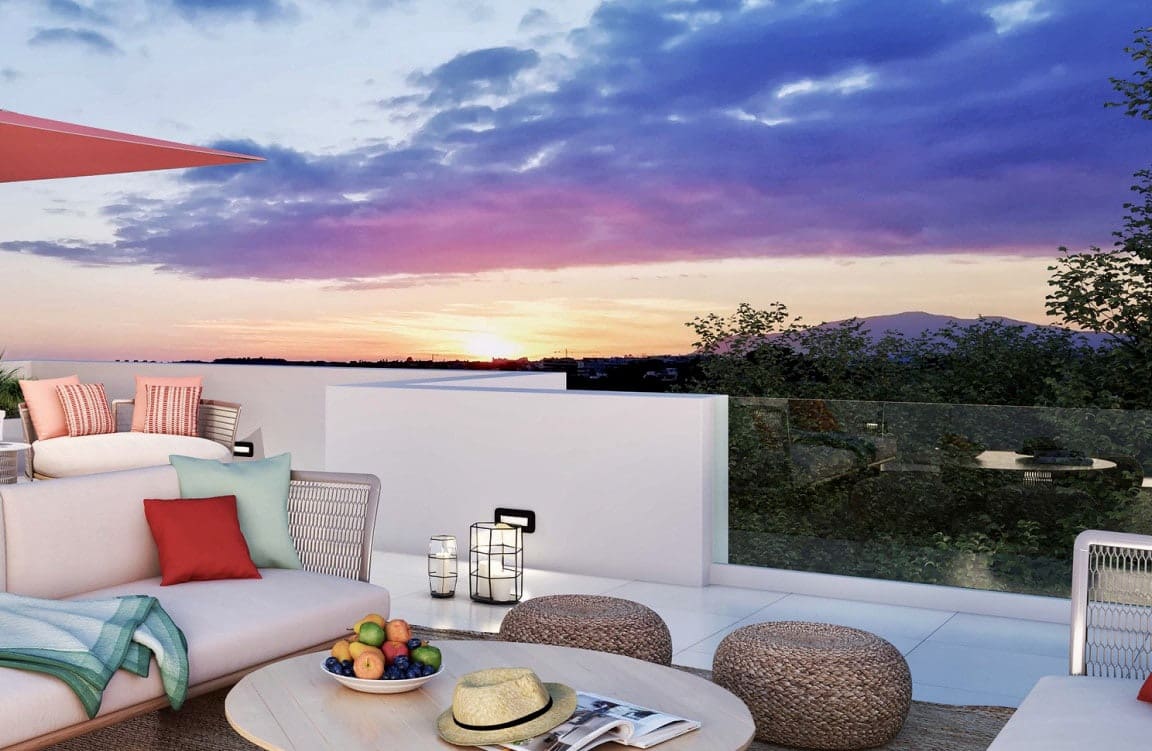 4 soveværelse Villa til salg i Marbella med swimmingpool garage - € 950.000 (Ref: 10065912)