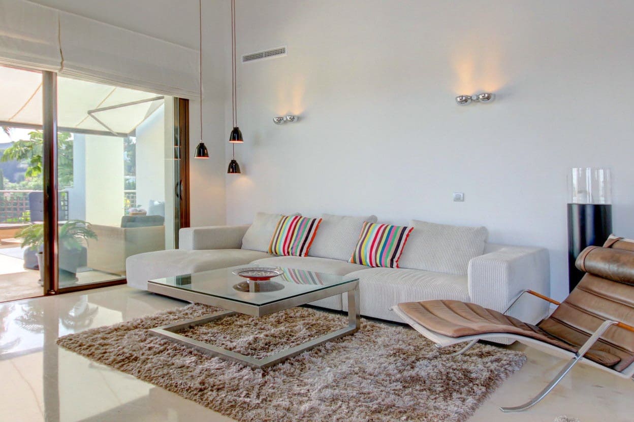 3 bedroom Apartment for sale in Marbella with pool garage - € 1,175,000 (Ref: 10065916)