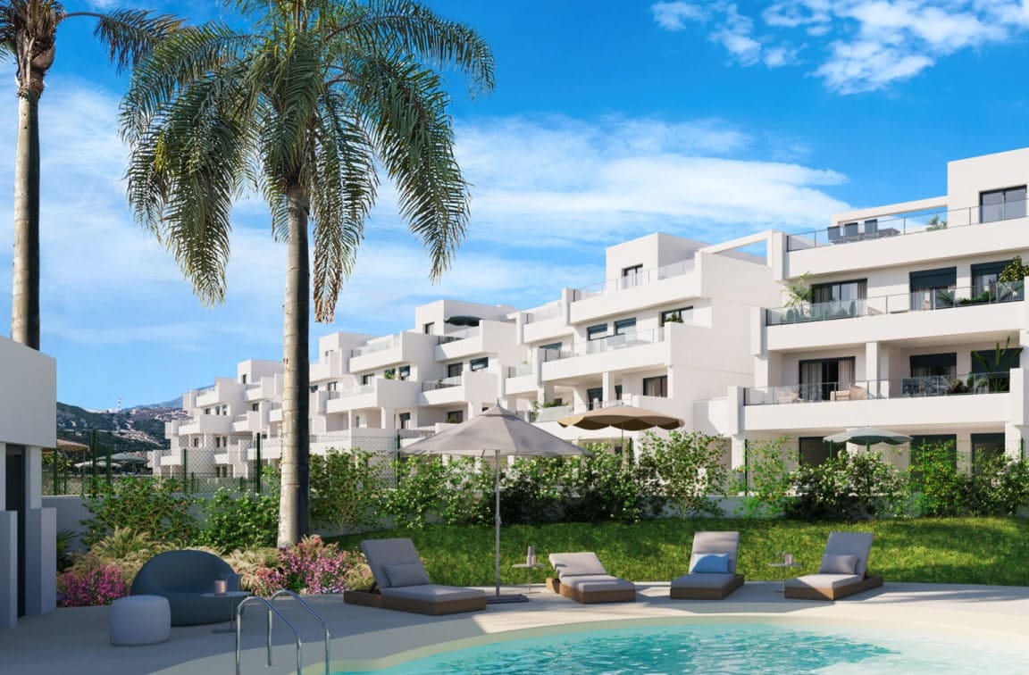 2 Zimmer Apartment zu verkaufen in Estepona mit Pool Garage - 253.000 € (Ref: 10065923)