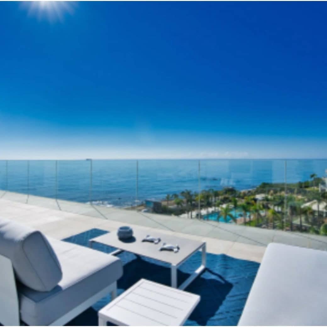 2 soverom Leilighet til salgs i Mijas Costa med svømmebasseng garasje - € 355 000 (Ref: 10065925)