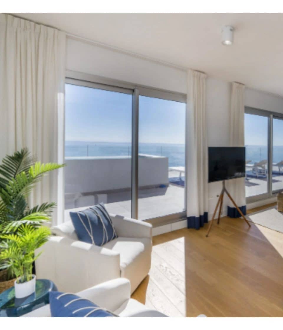 2 soverom Leilighet til salgs i Mijas Costa med svømmebasseng garasje - € 355 000 (Ref: 10065925)