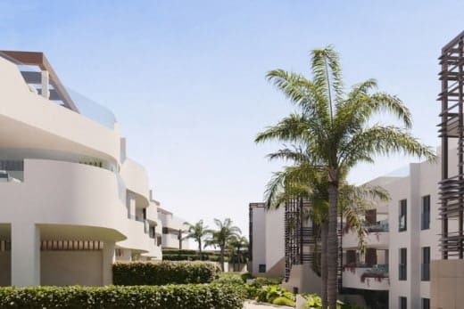 3 soverom Leilighet til salgs i Estepona med svømmebasseng garasje - € 329 000 (Ref: 10065926)
