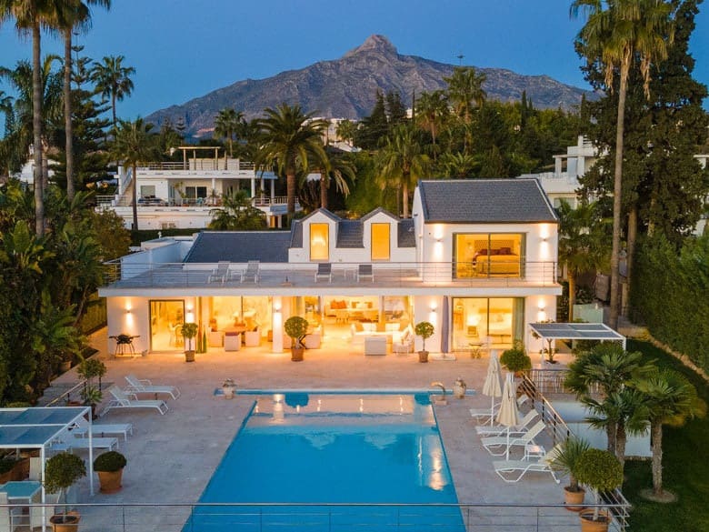 5 soveværelse Villa til salg i Marbella med swimmingpool garage - € 3.500.000 (Ref: 10065929)
