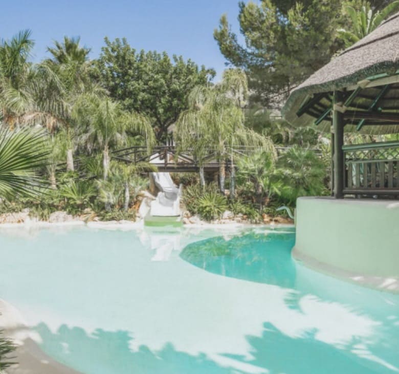 8 soveværelse Villa til salg i Marbella med swimmingpool garage - € 12.000.000 (Ref: 10065933)