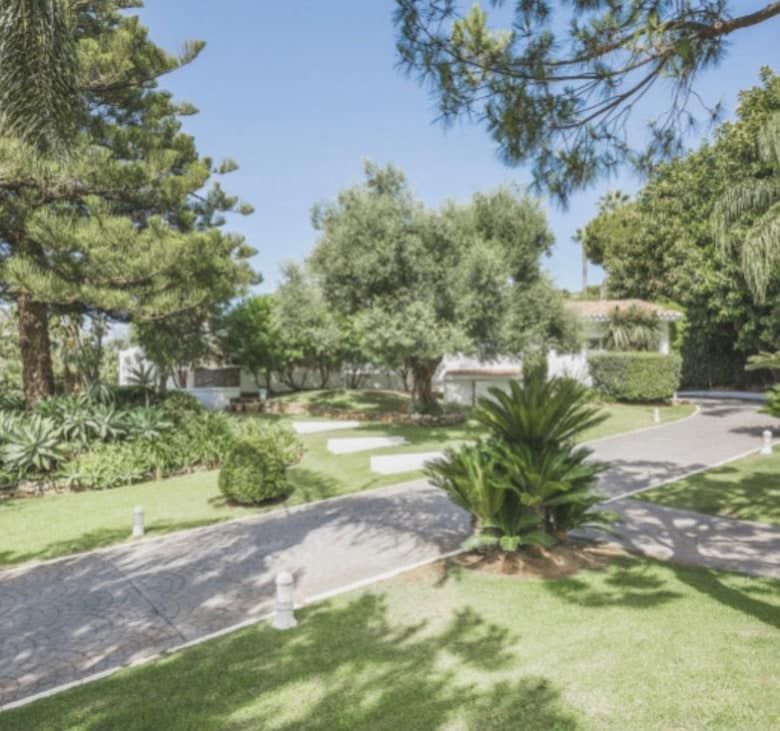 8 soveværelse Villa til salg i Marbella med swimmingpool garage - € 12.000.000 (Ref: 10065933)