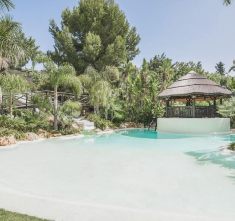 8 soveværelse Villa til salg i Marbella med swimmingpool garage - € 12.000.000 (Ref: 10065933)