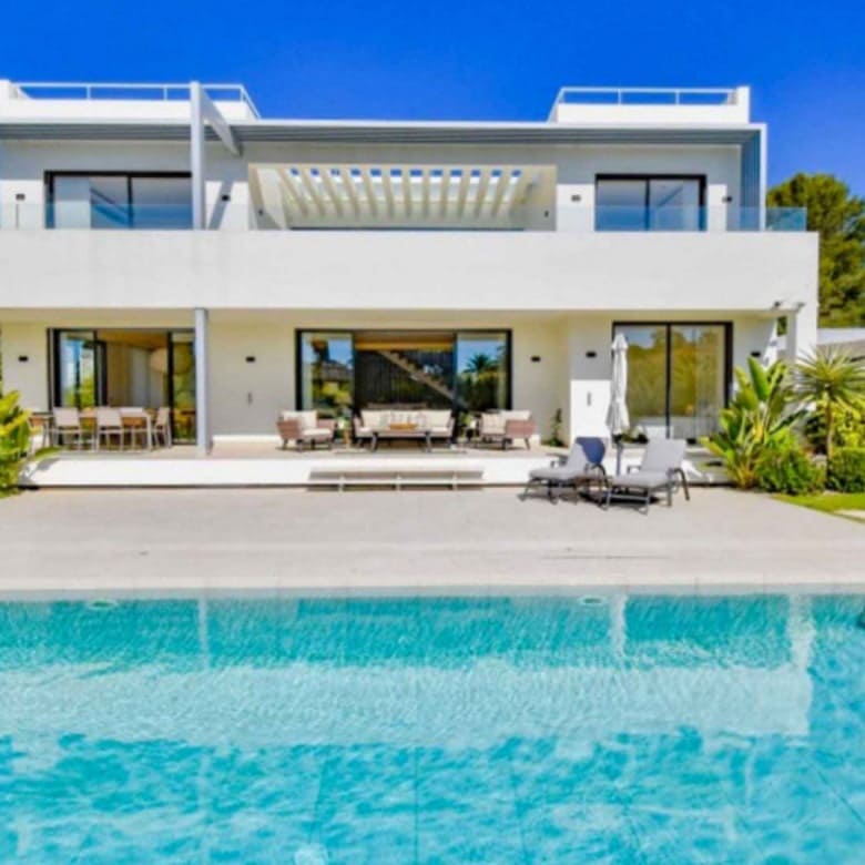 6 soveværelse Villa til salg i Marbella med swimmingpool garage - € 2.950.000 (Ref: 10065938)