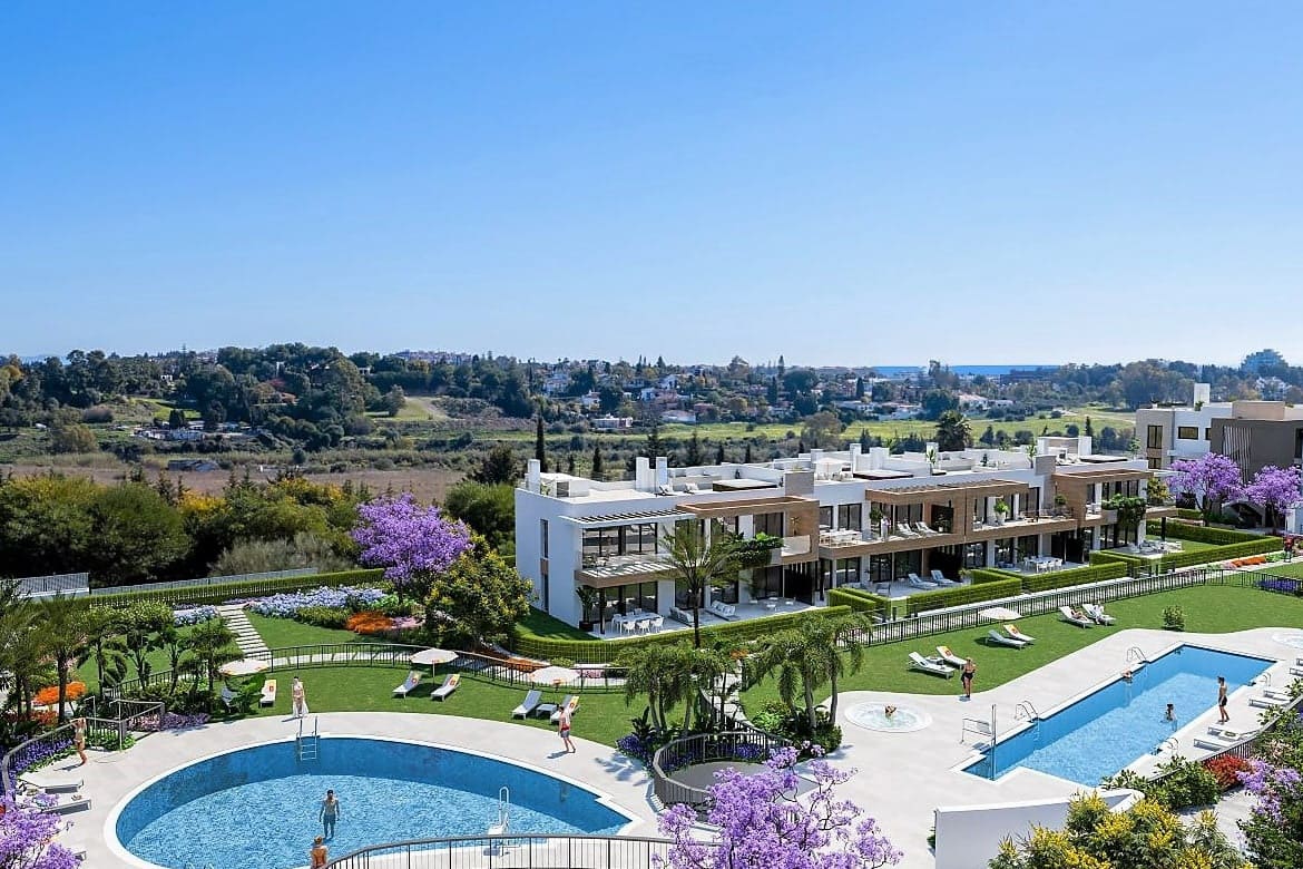 2 bedroom Apartment for sale in Benahavis with pool garage - € 399,000 (Ref: 10065954)