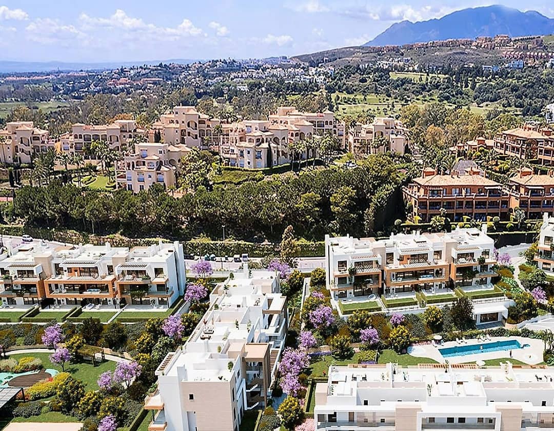 2 bedroom Apartment for sale in Benahavis with pool garage - € 399,000 (Ref: 10065954)