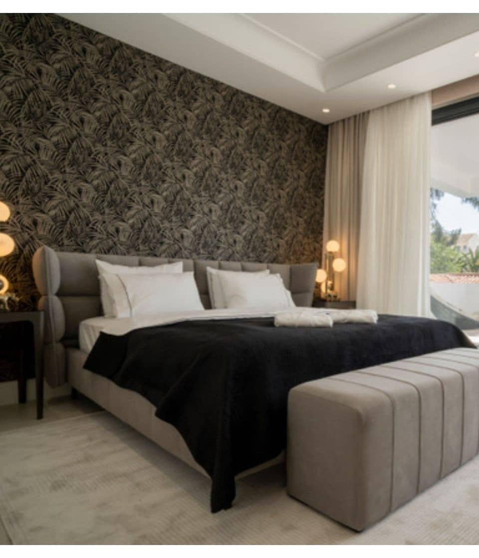 4 sypialnia Willa na sprzedaż w Golden Mile z basenem garażem - 3 250 000 € (Ref: 10065956)