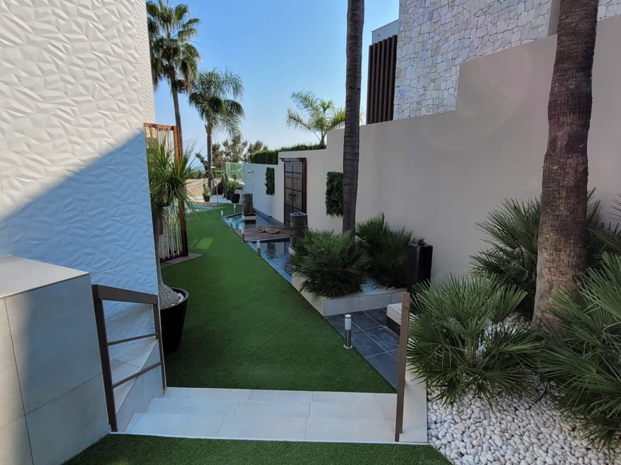Chalet de 4 habitaciones en Benahavís en venta con piscina garaje - 1.850.000 € (Ref: 10065964)