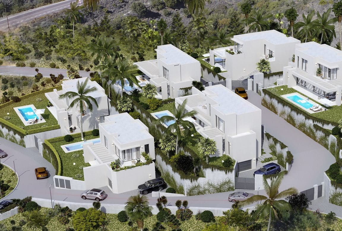 Chalet de 4 habitaciones en Mijas Costa en venta con piscina garaje - 1.495.000 € (Ref: 10065996)