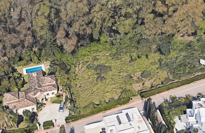 Solar/Parcela en Nueva Andalucia en venta - 1.790.000 € (Ref: 10066007)