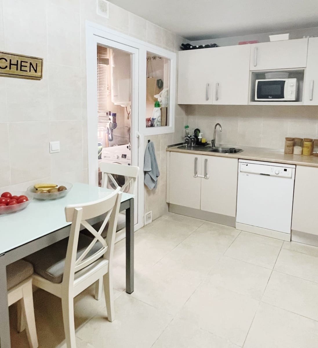 4 sovrum Lägenhet till salu i Nueva Andalucia med pool garage - 375 000 € (Ref: 10066008)