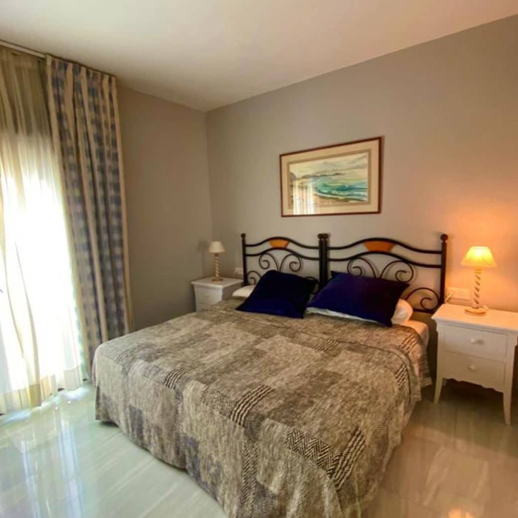 2 slaapkamer Appartement te koop in Puerto Banus met zwembad garage - € 585.000 (Ref: 10066010)