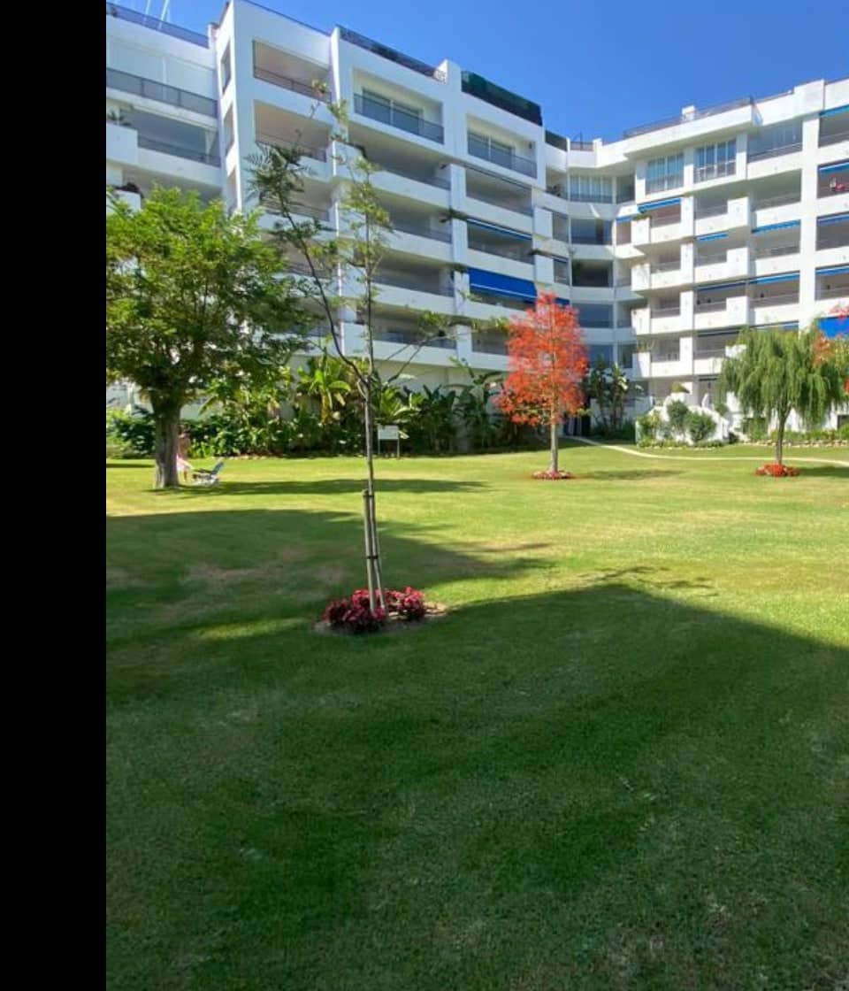2 slaapkamer Appartement te koop in Puerto Banus met zwembad garage - € 585.000 (Ref: 10066010)