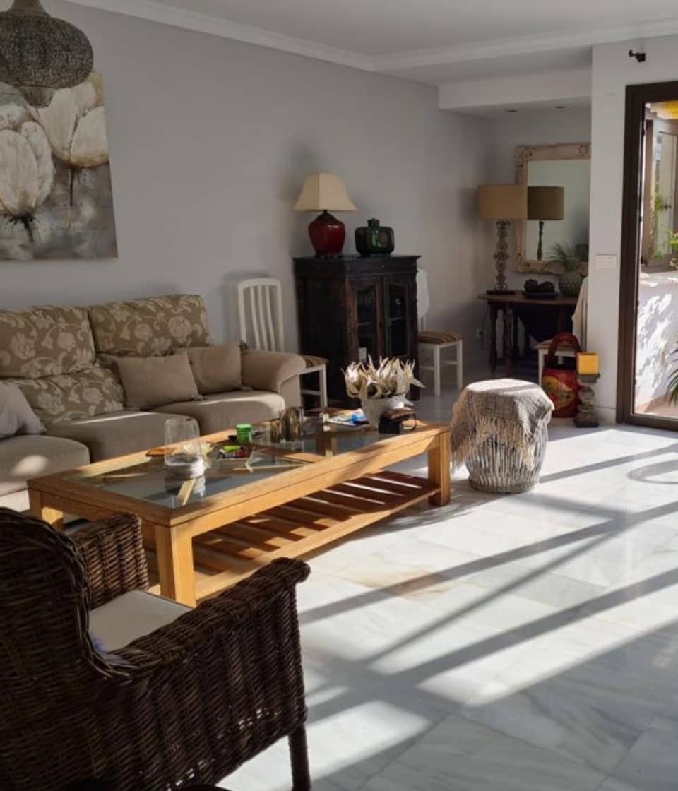 2 slaapkamer Appartement te koop in Puerto Banus met zwembad garage - € 585.000 (Ref: 10066010)