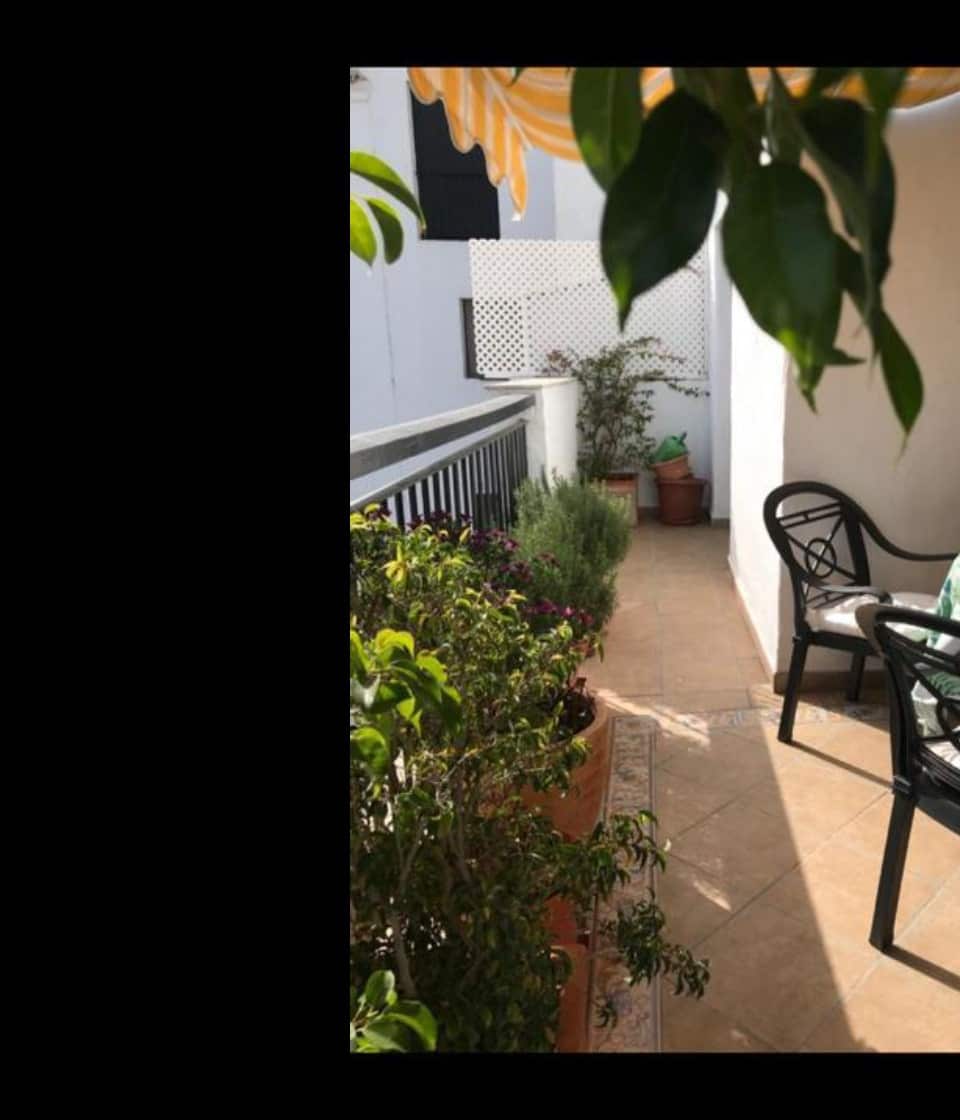 2 slaapkamer Appartement te koop in Puerto Banus met zwembad garage - € 585.000 (Ref: 10066010)