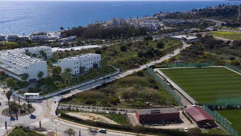 Apartamento de 3 habitaciones en Estepona en venta con piscina garaje - 291.600 € (Ref: 10066022)
