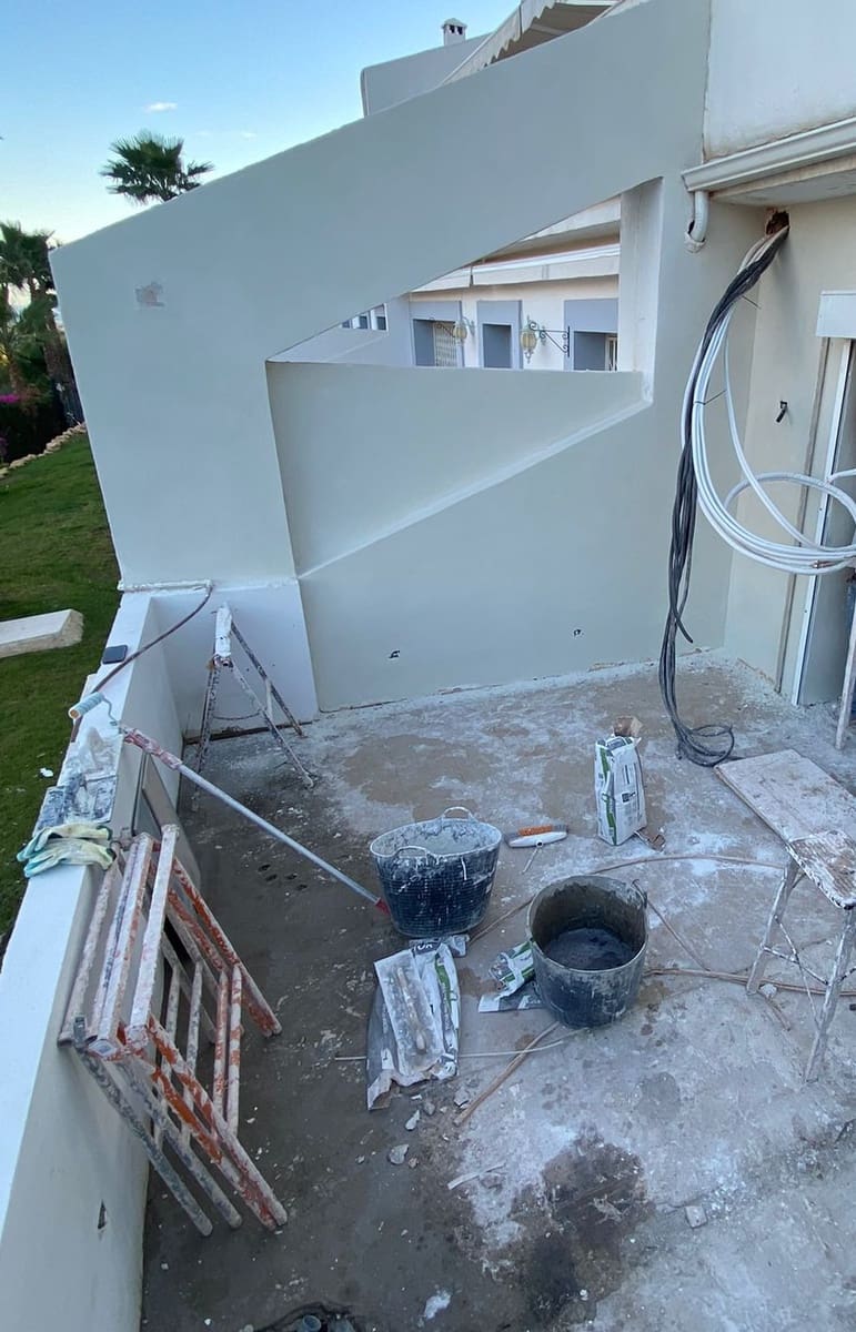 4 soverom Leilighet til salgs i La Quinta med svømmebasseng garasje - € 950 000 (Ref: 10066025)