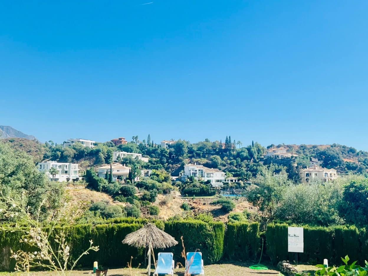 3 Zimmer Apartment zu verkaufen in La Quinta mit Pool Garage - 750.000 € (Ref: 10066027)
