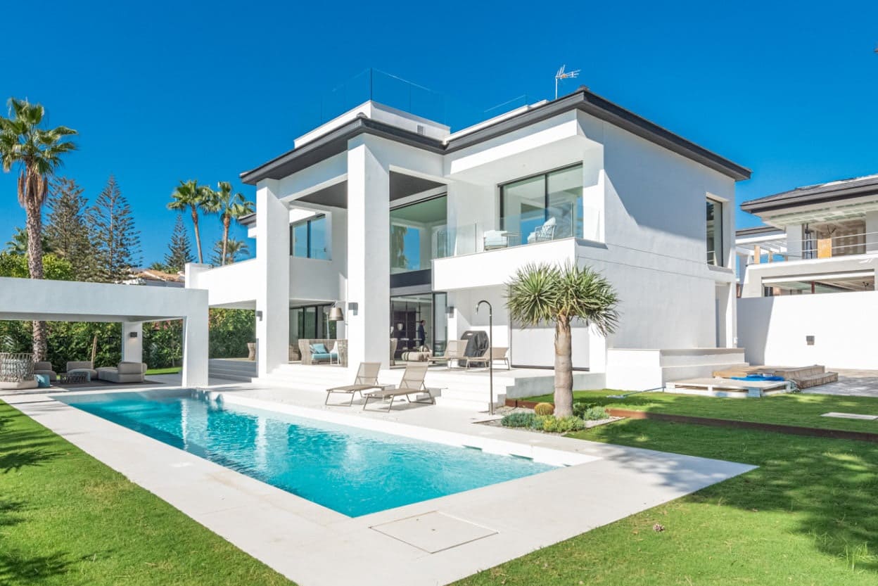 6 slaapkamer Villa te koop in Marbella met zwembad garage - € 5.490.000 (Ref: 10066029)