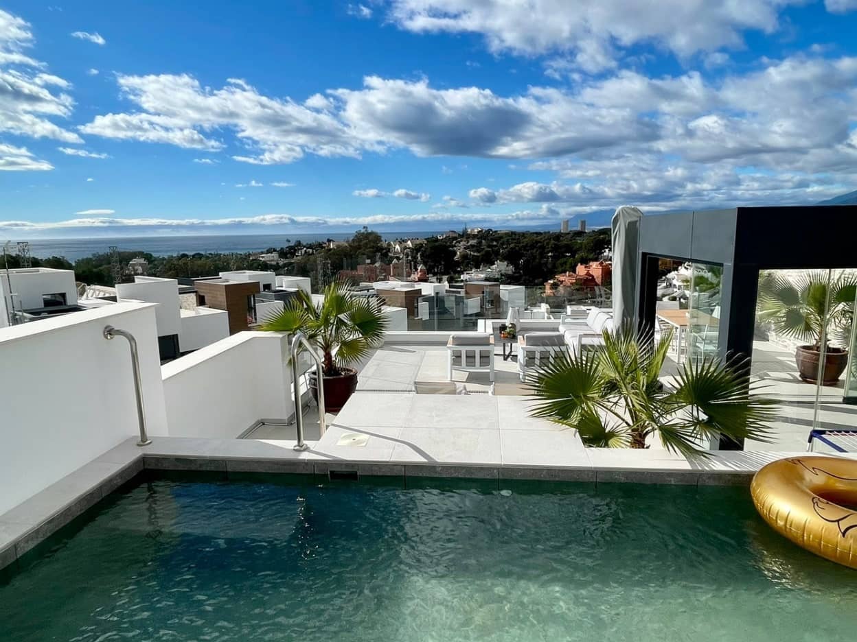 3 quarto Penthouse para venda em Marbella com piscina garagem - 995 000 € (Ref: 10066060)