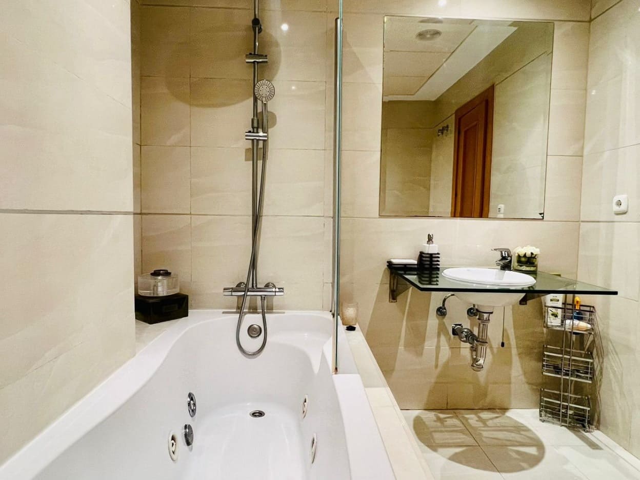 3 bedroom Apartment for sale in Marbella with pool garage - € 535,000 (Ref: 10066075)