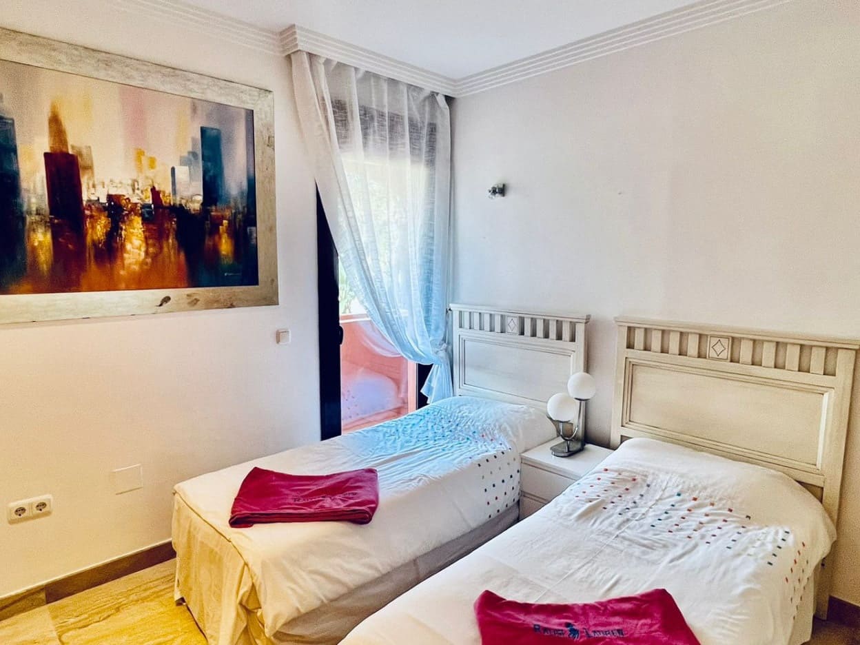 3 bedroom Apartment for sale in Marbella with pool garage - € 535,000 (Ref: 10066075)