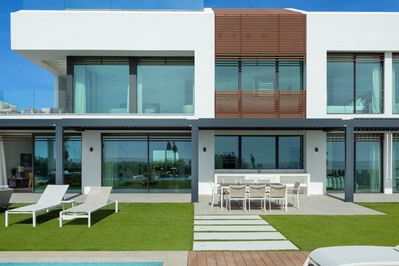 5 slaapkamer Villa te koop in Estepona met zwembad garage - € 4.900.000 (Ref: 10066076)
